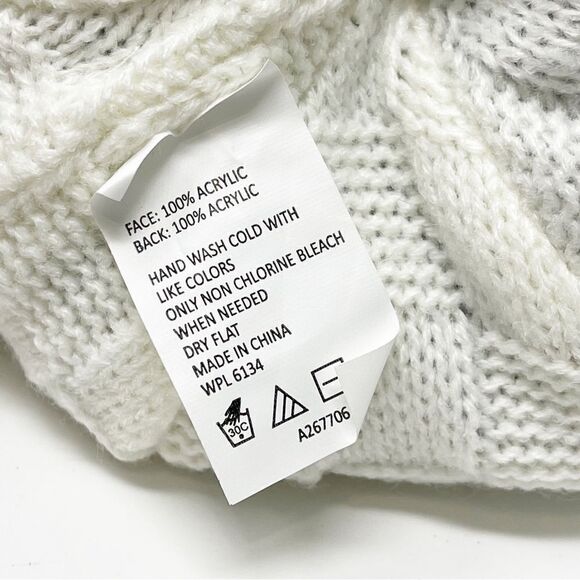 Muk Luks Classic Fit Fair Isle Fold Over Beanie One Size Fits Most Women's - Picture 6 of 6